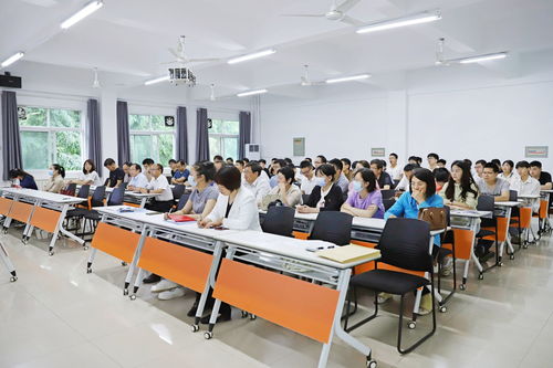 深刻領悟新時代偉大變革 提升科技創新能力 服務區域經濟發展——王曉校長講授專題黨課